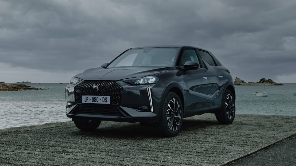 Side angled side view of DS3