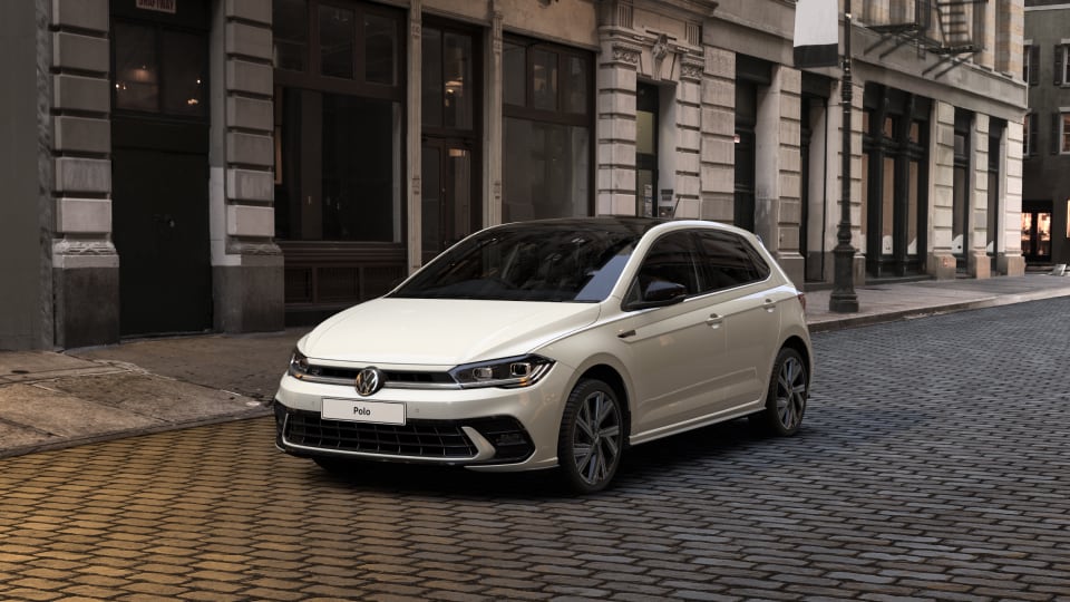 Front angled view of Volkswagen Polo